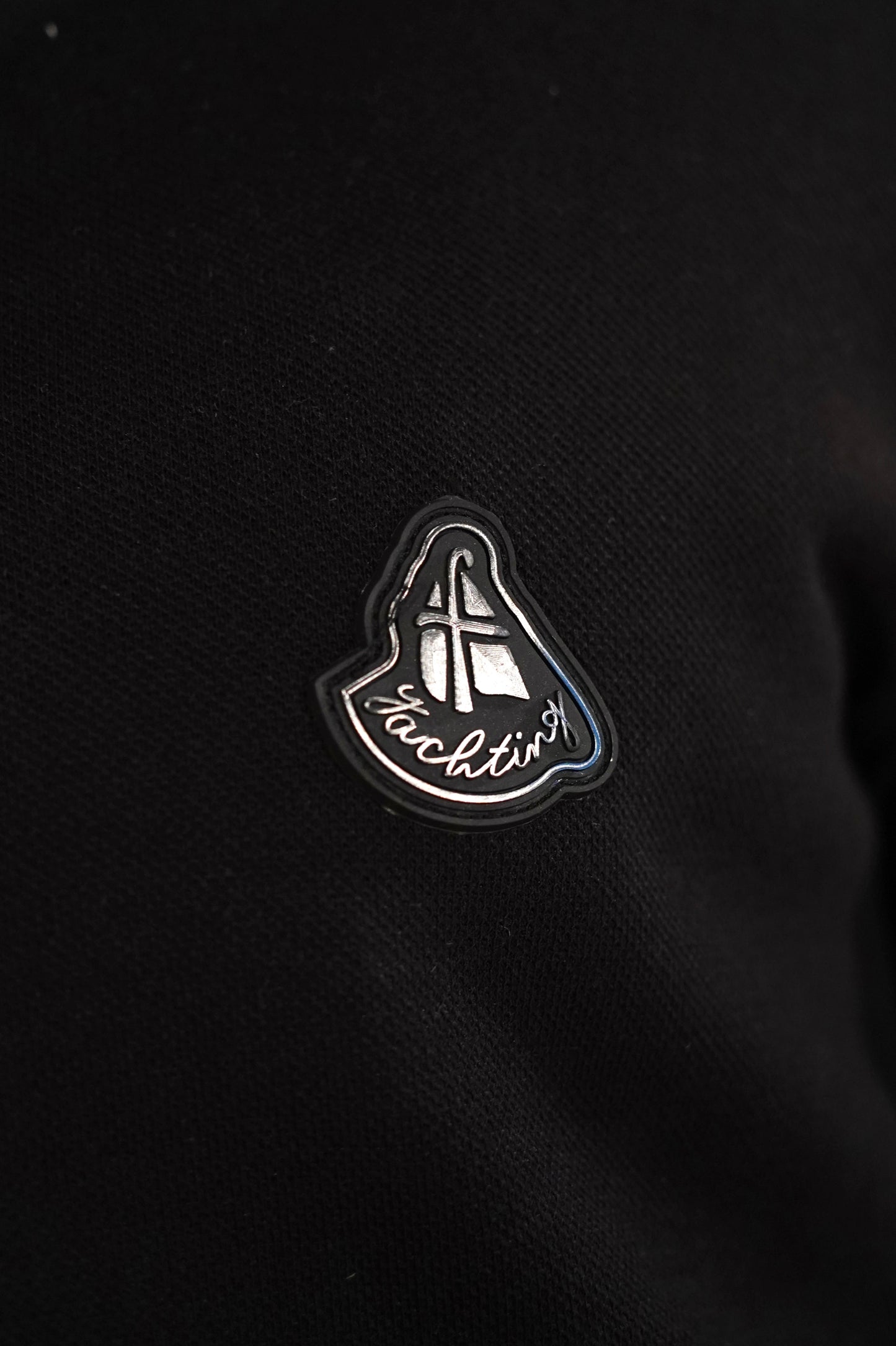 F011