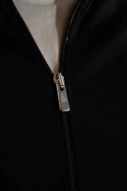 F010